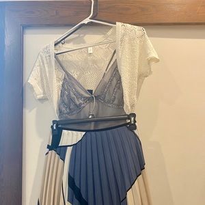 Bundle cute outfit: sweater, camisole and skirt